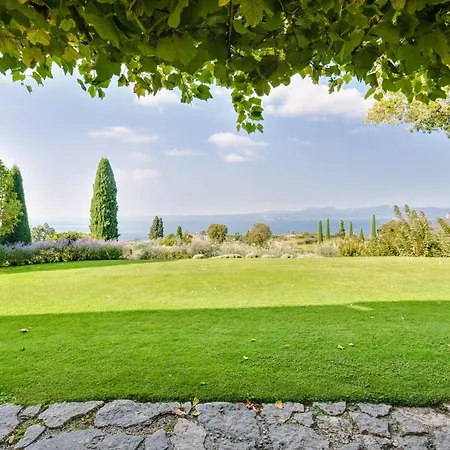 Casa Capitani By Vacavilla Villa