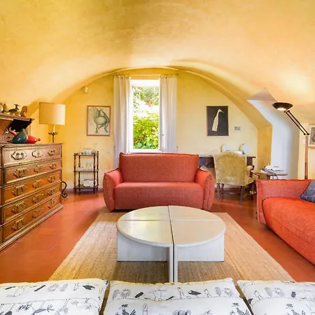 Casa Capitani By Vacavilla Villa *